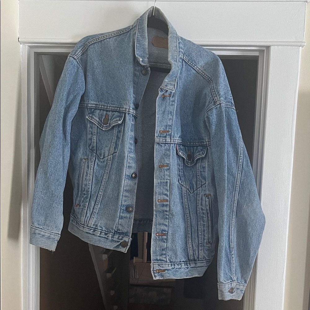 Vintage Levi's Light Blue Oversized Denim Jacket